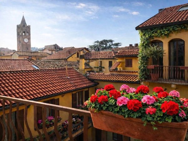 appartamento in vendita a Monza in zona Centro Storico