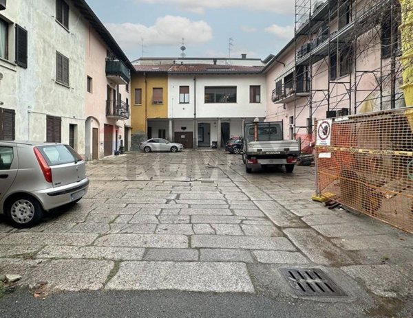 casa indipendente in vendita a Monza