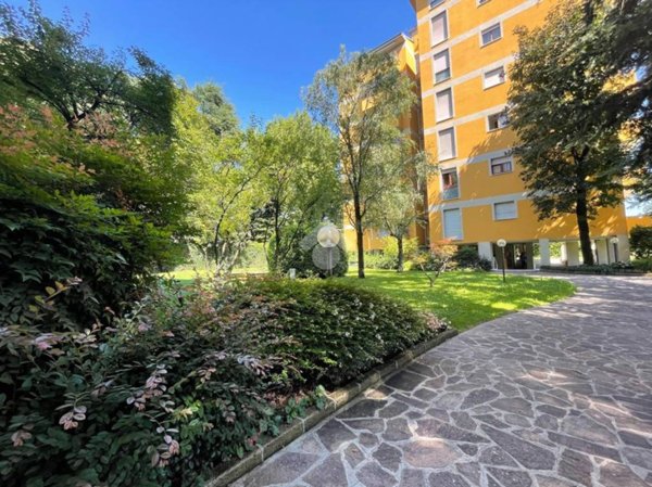 appartamento in vendita a Monza