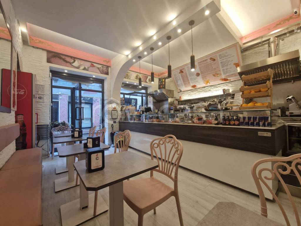 negozio in vendita a Monza