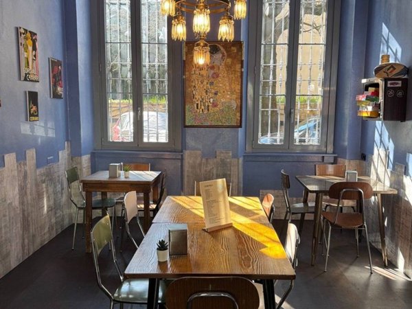 negozio in vendita a Monza