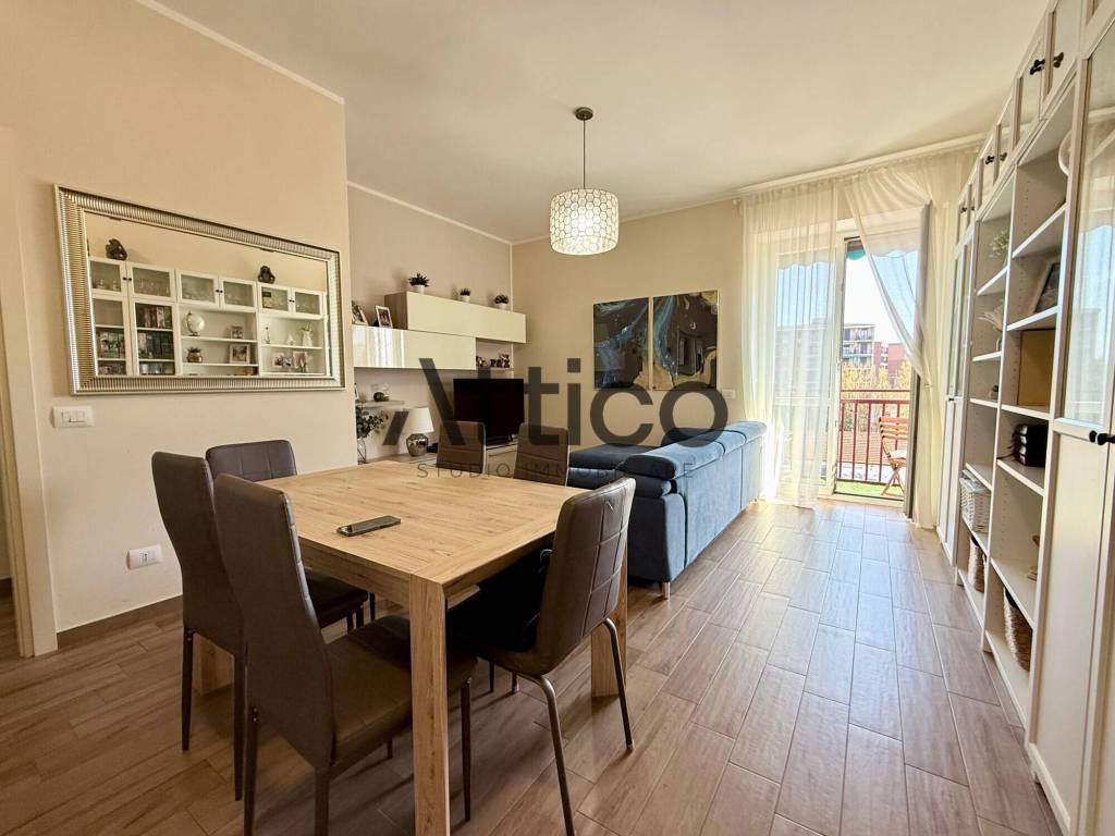 appartamento in vendita a Monza in zona Ospedale San Gerardo