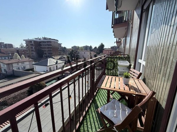appartamento in vendita a Monza in zona Ospedale San Gerardo