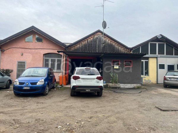 appartamento in vendita a Monza in zona Centro Storico