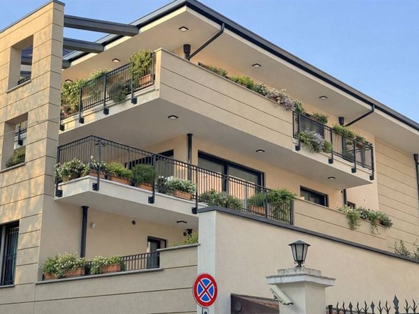 appartamento in vendita a Monza