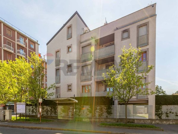 appartamento in vendita a Monza in zona Centro Storico