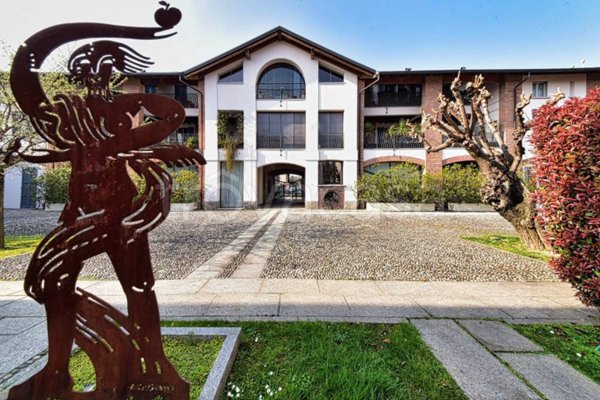 appartamento in vendita a Monza in zona Centro Storico