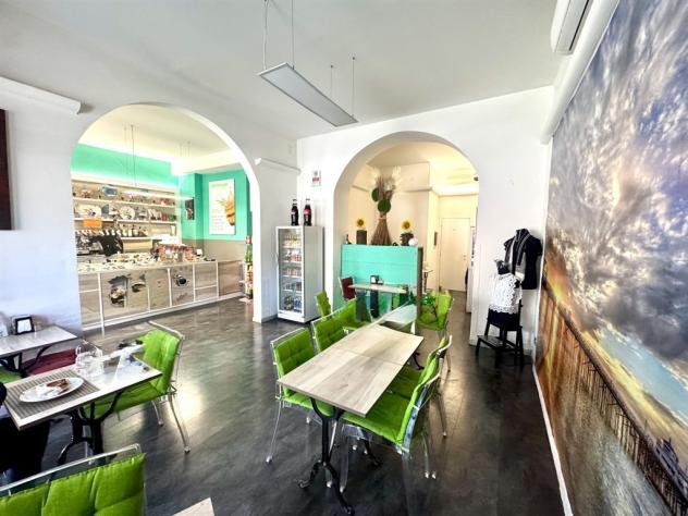 negozio in vendita a Monza