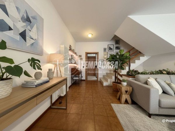 casa indipendente in vendita a Monza