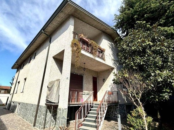 casa indipendente in vendita a Monza
