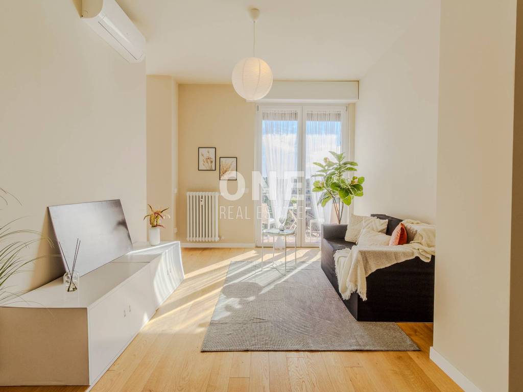 appartamento in vendita a Monza in zona Centro Storico