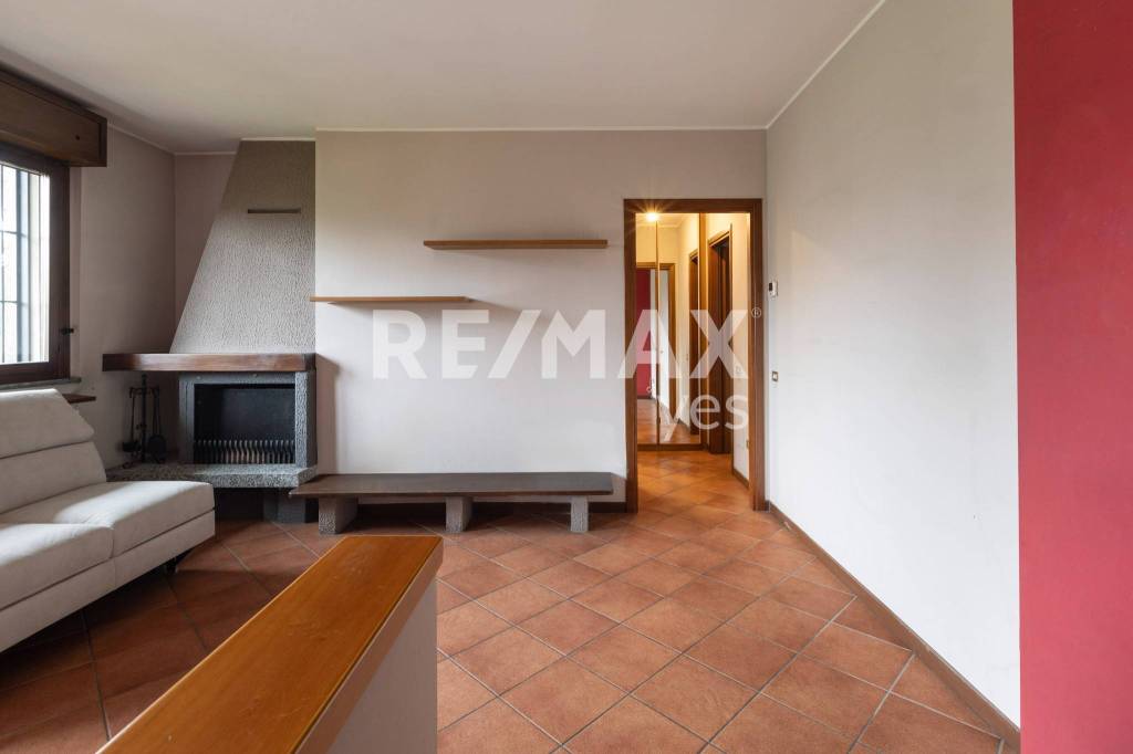 appartamento in vendita a Monza in zona Centro Storico