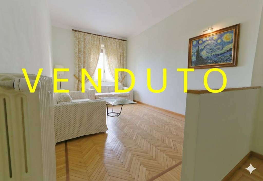 appartamento in vendita a Monza in zona Centro Storico