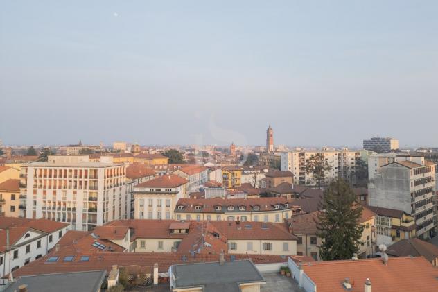 trivano in vendita a Monza