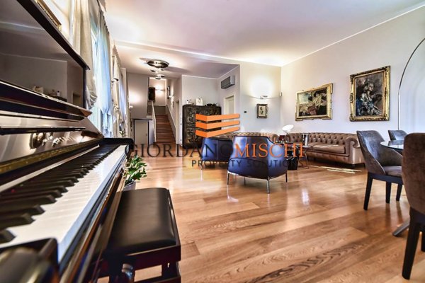 casa indipendente in vendita a Monza