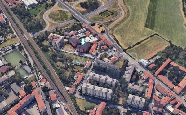 locale di sgombero in vendita a Monza