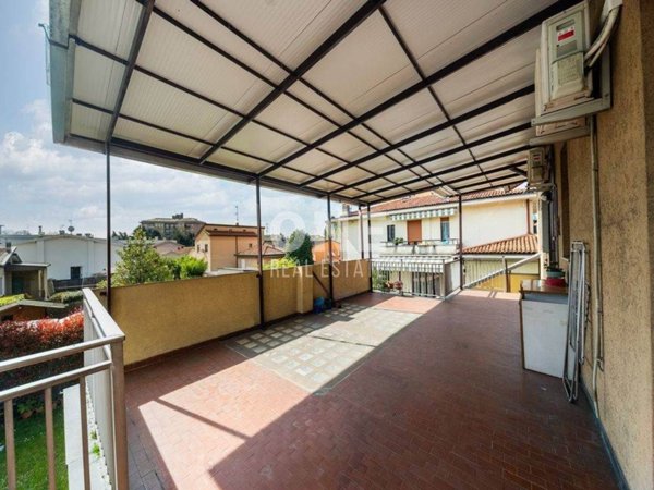 casa indipendente in vendita a Monza