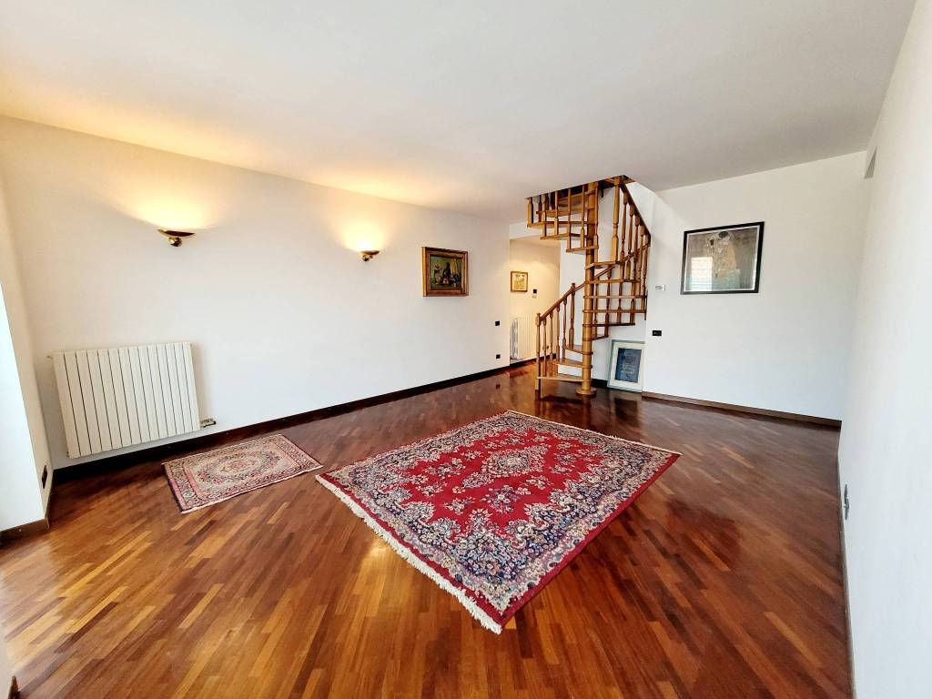 appartamento in vendita a Monza