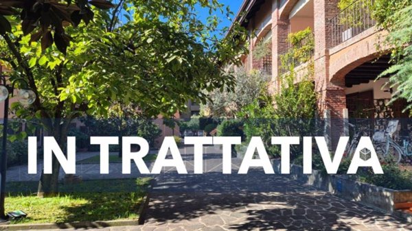 appartamento in vendita a Monza in zona Centro Storico