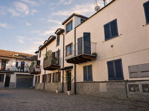 appartamento in vendita a Monza in zona Centro Storico