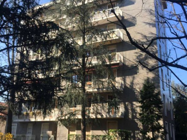 appartamento in vendita a Monza in zona Ospedale San Gerardo