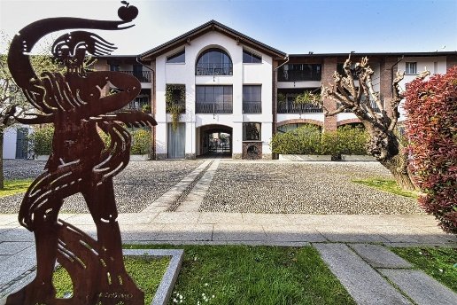 appartamento in vendita a Monza in zona Centro Storico