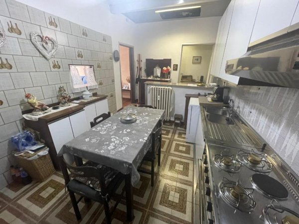 appartamento in vendita a Monza in zona Centro Storico