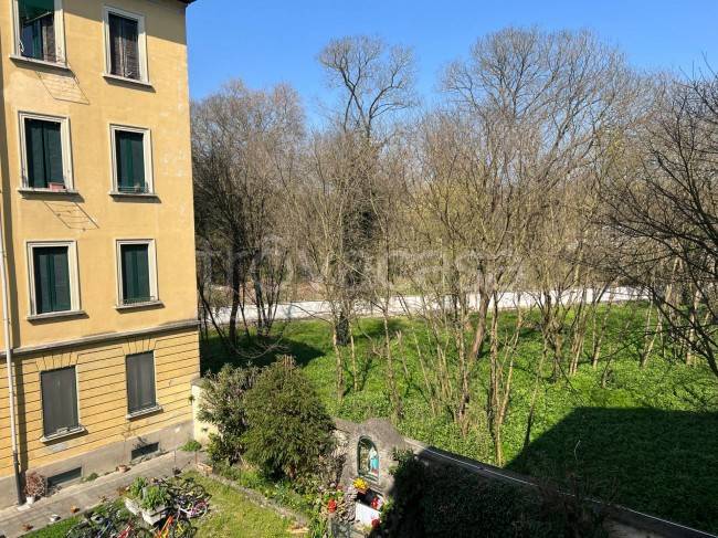 appartamento in vendita a Monza in zona Centro Storico
