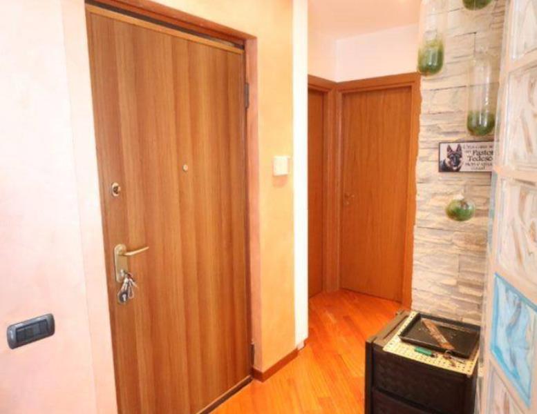 appartamento in vendita a Monza in zona Ospedale San Gerardo