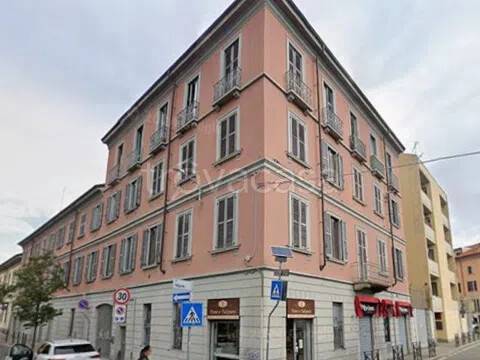 appartamento in vendita a Monza in zona Centro Storico