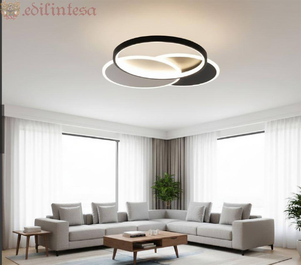 appartamento in vendita a Monza in zona Centro Storico