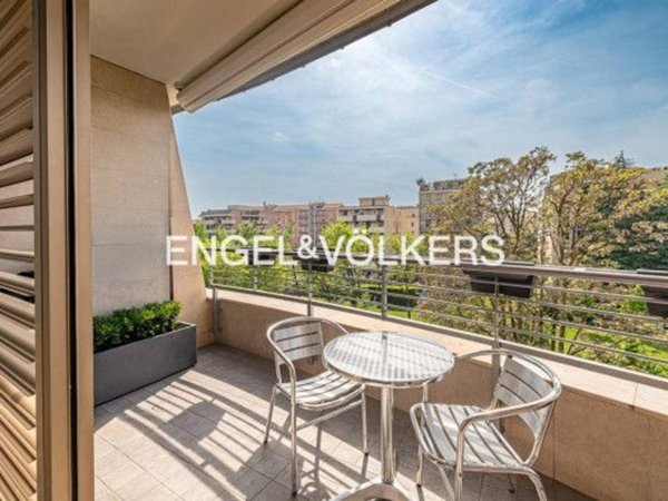 appartamento in vendita a Monza in zona Centro Storico