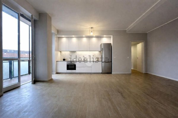 appartamento in vendita a Monza in zona Centro Storico