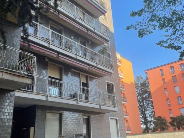 appartamento in vendita a Monza in zona Ospedale San Gerardo
