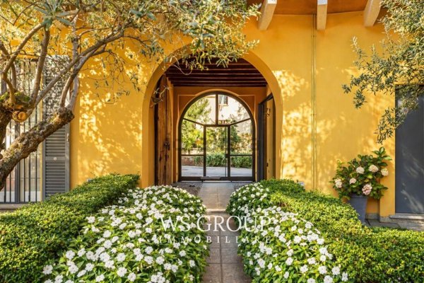 appartamento in vendita a Monza in zona Centro Storico