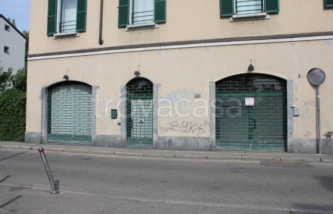 negozio in vendita a Monza