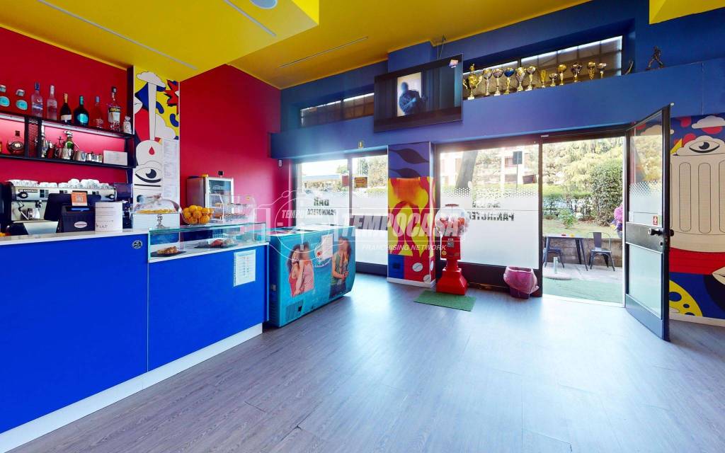 negozio in vendita a Monza