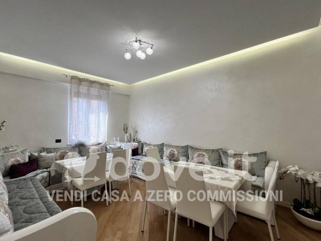 appartamento in vendita a Monza in zona Centro Storico