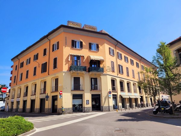 appartamento in vendita a Monza in zona Centro Storico