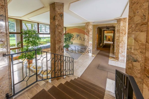 ufficio in vendita a Monza in zona Centro Storico