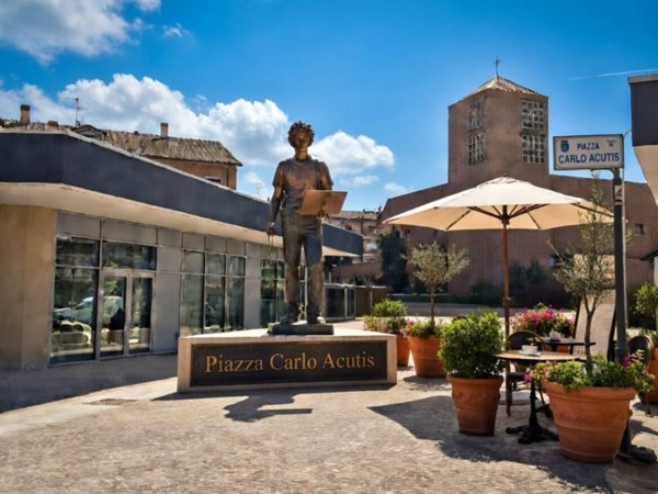 negozio in vendita a Monza