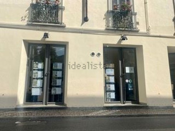 ufficio in vendita a Monza in zona Centro Storico