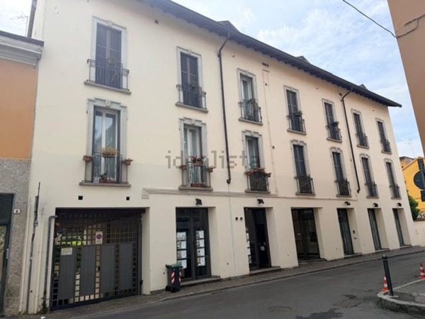 ufficio in vendita a Monza in zona Centro Storico