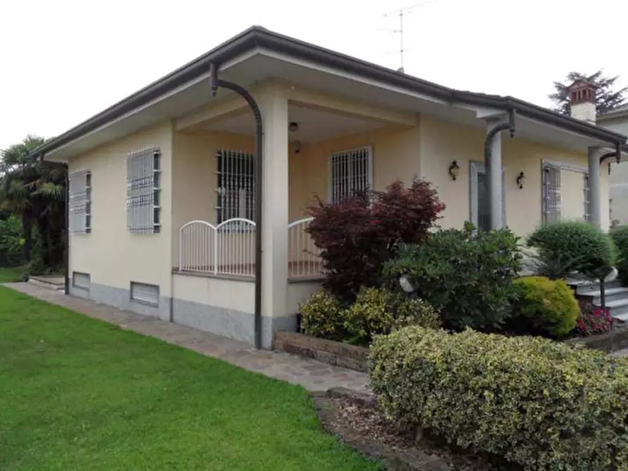 casa indipendente in vendita a Monza