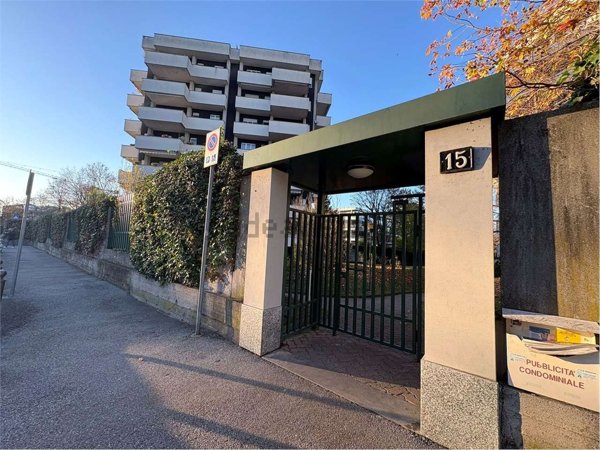 appartamento in vendita a Monza in zona Centro Storico