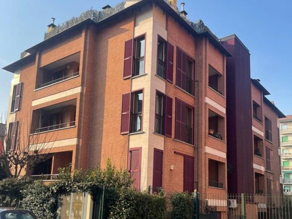 appartamento in vendita a Monza in zona Centro Storico