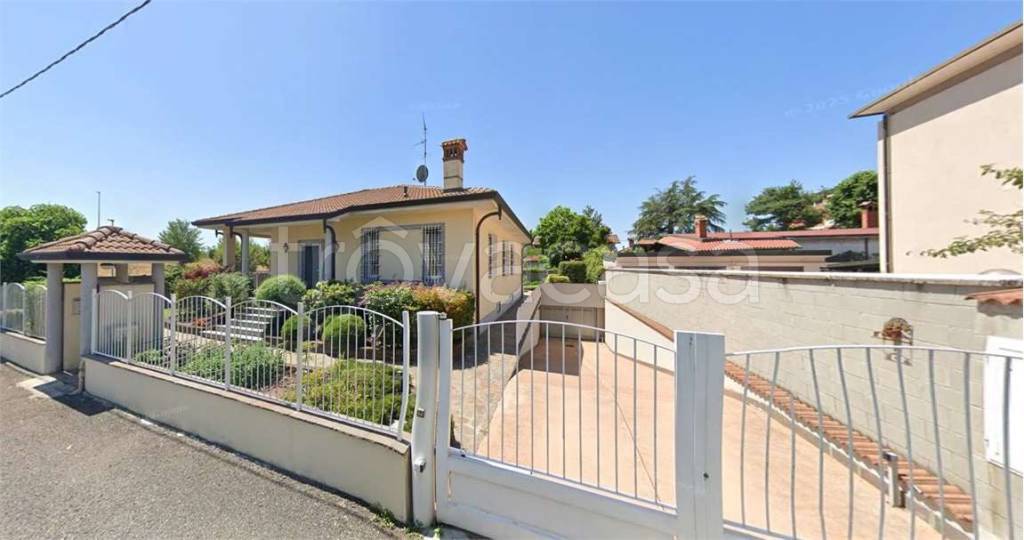 casa indipendente in vendita a Monza