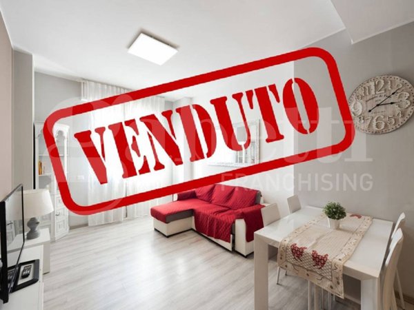 appartamento in vendita a Monza in zona Centro Storico