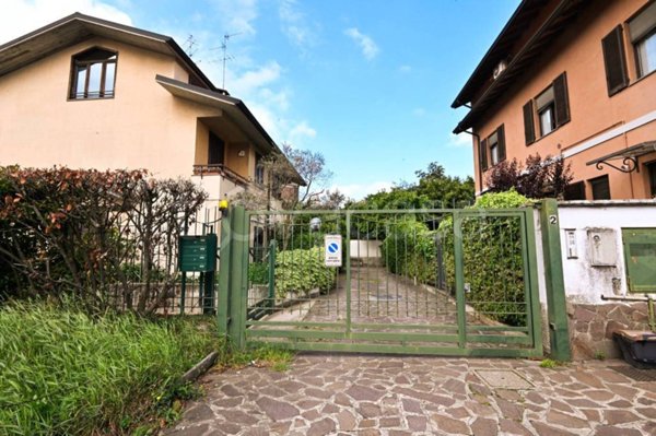 casa indipendente in vendita a Monza