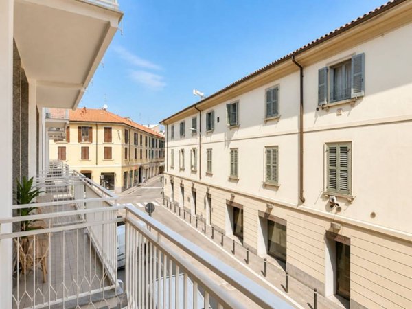appartamento in vendita a Monza in zona Centro Storico
